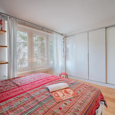 Sopocka Bryza, Piasek Indii Apartment